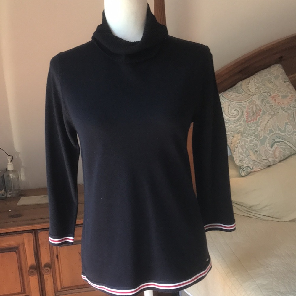 Tommy Hilfiger Turtle Neck Sweater Size Small